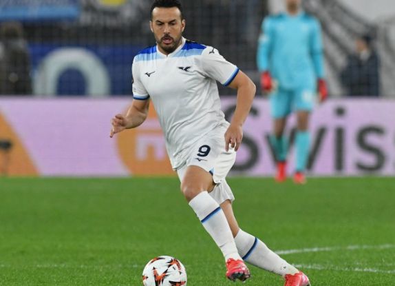 贝桑松出击积极，主场战平强敌表现出色